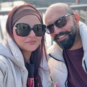 Javeria Abbasi Instagram - There is always some madness in love! But there is always some reason in madness….
@adeel.haider1 ♥️

#juvariaabbasi #honeymoon #switzerland #lucerne #mounttitlis #holidays #winter #mountains #snow