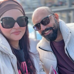 Javeria Abbasi Instagram - There is always some madness in love! But there is always some reason in madness….
@adeel.haider1 ♥️

#juvariaabbasi #honeymoon #switzerland #lucerne #mounttitlis #holidays #winter #mountains #snow