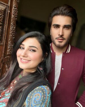 Javeria Saud Instagram - My dear Imran thnx for the surprising visit. Time seemed to stop when we met after all these years.Ur smile, the sparkle in ur eyes, Filled my heart with joy n a pleasant surprise. 
Though distance n time kept us apart,  Our bond stayed strong, always in our hearts. 
The love n affection we share never faded, A true testament to the friendship we created. 
Memories once scattered, conversations left unsaid, 
Today’s reunion has made our bond whole again. 
This timeless connection, free from life’s constraints, 
Reminds me that with old friends like you, life is truly a joyful refrain. ❤️🥰🌹