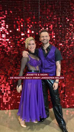 Jeanette Biedermann Instagram - Der erste Tanz als offizielles Tanzpaar. Wie war es für Jeanette und Vadim, ihren Langsamen Walzer zu performen? Und was sagen sie zu ihren Punkten? Hier gibt’s die Reaktion direkt nach der Punktevergabe.
#LetsDance #RTL #JeanetteBiedermann #VadimGarbuzov #LetsDanceReaktion #LangsamerWalzer