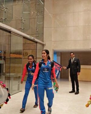 Jemimah Rodrigues Instagram - Off the field 💁🏻‍♀️✨