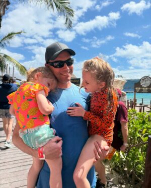 Jen Lilley Instagram - Had to share a few more photos because this trip was incredible!

#cozumel #familytrip #momlife