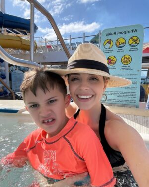 Jen Lilley Instagram - First family cruise and so far LOVING it!!!!! 🚢⚓️❤️