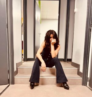 Jenifer Instagram - Merci pour hier c’était trop bien !!! À ce soir 🤘🏽🫶