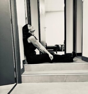Jenifer Instagram - Merci pour hier c’était trop bien !!! À ce soir 🤘🏽🫶