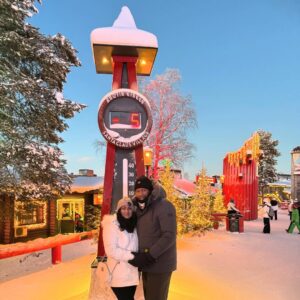 Jenna Pollard Instagram - Memories made ❤️ such a magical time on this trip 🇫🇮✨🙌🏼 @kieron.pollard55 @kaiden.pollard__ #lapland #santavillage #snowmanworld #icerestaurant #huskyride #reindeersleighride #meetingwithsanta #articcircle #northernlights #family #fun #love #thankful
