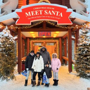 Jenna Pollard Instagram - Memories made ❤️ such a magical time on this trip 🇫🇮✨🙌🏼 @kieron.pollard55 @kaiden.pollard__ #lapland #santavillage #snowmanworld #icerestaurant #huskyride #reindeersleighride #meetingwithsanta #articcircle #northernlights #family #fun #love #thankful