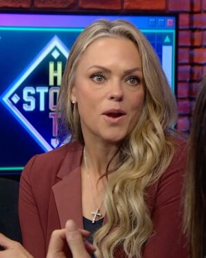 Jennie Finch Instagram - 2008 Olympic Gold Medalists Jennie Finch and Natasha Watley stopped by MLB Network Wednesday to celebrate National Girls and Women in Sports Day! 👏

#NGWSD