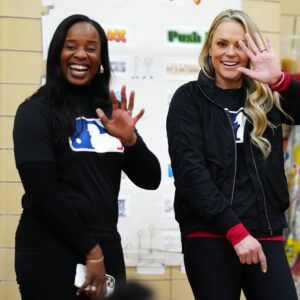 Jennie Finch Instagram - We celebrated #NGWSD with our MLB Youth Ambassadors at P.S. 111 Adolph S. Ochs! 🌟

Thank you to the students & teachers for welcoming Jennie, Natasha, and our staff!