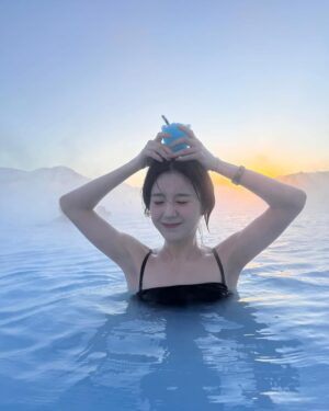 Jeon Hee-jin Instagram - 이냉치냉