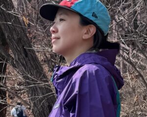 Jeon Hye-jin Instagram - 콧구멍 가득 봄 냄새 담고 왔더니 또 눈이 웬 말이냐⛰️😲