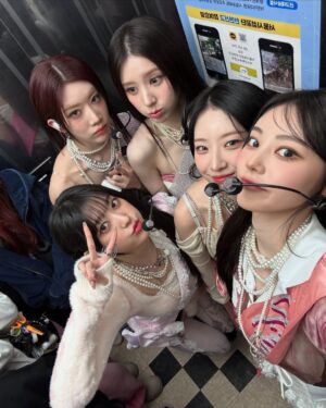 Jeong Jin-sol Instagram - Hanteo Music Awards ✰･•