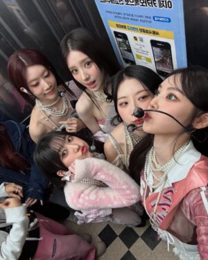 Jeong Jin-sol Instagram - Hanteo Music Awards ✰･•