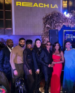 Jessica Betts Instagram - Congratulations @jessicabettsmusic on your Artistic Impact Award @reach_la 🎉🙌🏽🏆 I L O V ED presenting you 🥰😍🥰 #ProudWife❤️ YOU GOT THAT GLOW BABY‼️(Last slide) 😂
Stylist @lookslikelexx 
Mu @so.nimoh