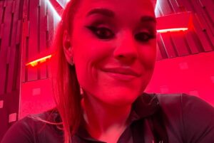 Jessika Evelyn Heiser Instagram - #RawonNetflix main event crossed off the list ✅ 

Grateful to be in the middle of the chaos last night to crown a new champion, congrats to Iyo Sky and bravo to Rhea Ripley! 🔥 

Late nights and early mornings ✈️ with gratitude and grit. 

Let’s get after a killer week. ☕️ 💪🏻
