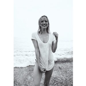 Jessy Schram Instagram - 📸: @robbysphotos