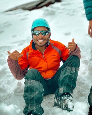 Jhanvi Bhatt Instagram - Moments from Last Expedition to Mt Friendship Peak ❤️🏔️🤌🏻✨

Wearing @jackwolfskin 🤌🏻✨