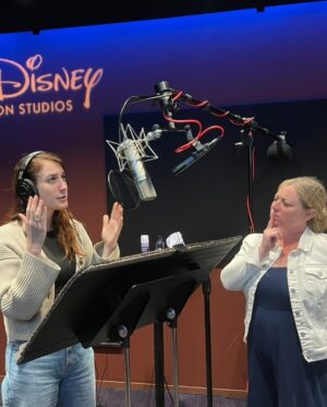 Joanna Hausmann Instagram - I’ve wrapped up my work for season 2 of Disney’s Hamster and Gretel. One of my favorite parts of co-EPing this show was working with some of the most psychotically talented voices on earth next to the indomitable V.O director, @sara.sherman. These are just a few of the folks we had the pleasure of laughing with over the past three years and who I shamelessly annoyed for a selfie. Check out the new season in September!