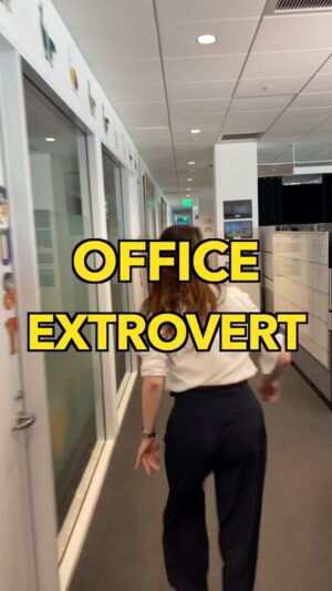 Joanna Hausmann Instagram - The office #extrovert is a lot and it’s me #hamsterandgretel
@mikeccullen