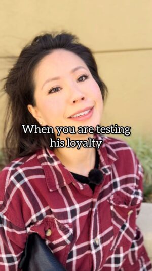 Jona Xiao Instagram - Would you have fallen for this trap by your girlfriend? Follow @thejohnnyla for more fun skits. And check out @the_jennytran and @jonaxiao 😀 #funny #robbery #dating #comedy