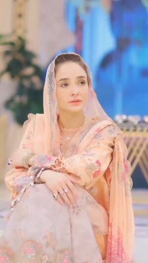 Juggan Kazim Instagram - Ramzan Pakistan 
Day#10

Co Host @khanahsanofficial
Only on PTV Network 
@ptvhome.official

Today's Guest @adnansid1

My wardrobe @charizma_official
Stylist @style.bynida
📹 @hbnphotographer
💄 @ridamughal564