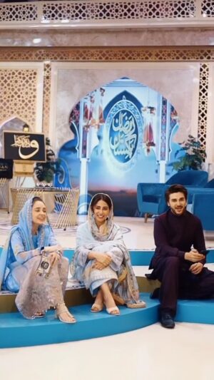 Juggan Kazim Instagram - Ramzan Pakistan 
Day#8

Co Host @khanahsanofficial
Only on PTV Network 
@ptvhome.official

Guest (absolutely gorgeous) @ushnashah

My wardrobe @charizma_official
Stylist @style.bynida
📹 @hbnphotographer
💄 @ridamughal564