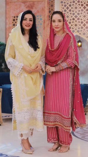 Juggan Kazim Instagram - Ramzan Pakistan 
Day#7

Co Host @khanahsanofficial
Only on PTV Network 
@ptvhome.official

Guest (the beautiful) @sarwatg

My wardrobe @charizma_official
Stylist @style.bynida
📹 @hbnphotographer 
💄 @ridamughal564