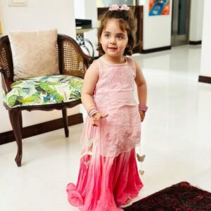 Juggan Kazim Instagram - Eid Mubarak from my family to yours!!!

(Hamza is in Thailand with his friends... missing you my prince 😭)

Noor's Wardrobe by @mannequinkidsofficial (Thank you Noor Mammi @noormahmood4 )

Thank you for my outfit @style.bynida