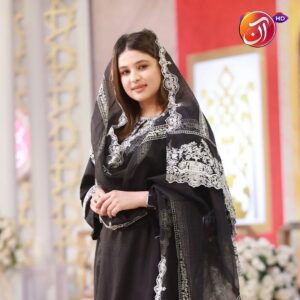 Juggan Kazim Instagram - Experience the magic of Bahar-e-Ramadan with host Juggun Kazim, alongside special guests Ehtisham Khan and Dua Khan. 

@juggunkazim @ehtishamkhanofficial @i_dua_khan_official @zainab.gondal

#AANTV #JuggunKazim #ehtishamkhan #duakhan