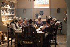 Julia Quinn Instagram - The #Bridgerton gifts keep coming this Valentine’s Day! Enjoy this peek into season 4…

With special music trolling for the book girlies. 😉