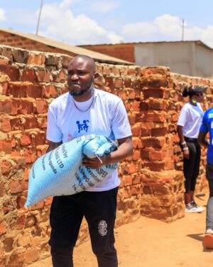 Juliana Kanyomozi Instagram - @keronkabugofoundation recently visited Support Disabled Children Ggaba, a home for children with special needs, where we spent some time with these incredible children and dedicated staff.
The strength and positivity of these children was truly inspiring. 
Special appreciation to the staff for the warm welcome and for providing exceptional care and support to the children.
If you’d like to support their efforts  through donations or any other means, kindly reach out to them directly on  256 772 883587 Miss Nankabirwa Betty. 

A big thank you to my friends @julianakanyomozifans who joined me to make this visit a success 🙏🏾

@laurakahunde 
@nayiga_mariam 

📸 @zakiephotography