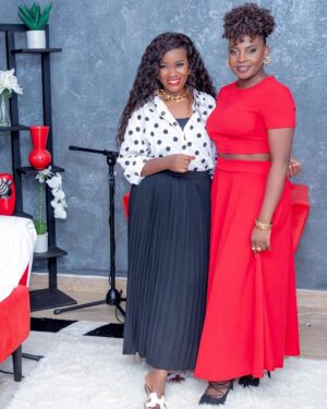 Juliana Kanyomozi Instagram - 😍😍♥️🖤
@irynnamubiru 

#tsdwj
