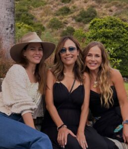 Actress Julie Benz HD Photos and Wallpapers March 2025