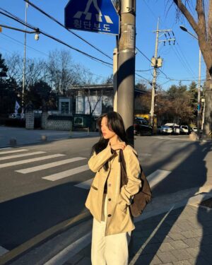Jung Chae-yeon Instagram - 이번 주엔 10도가 훌쩍 넘는다며🫢