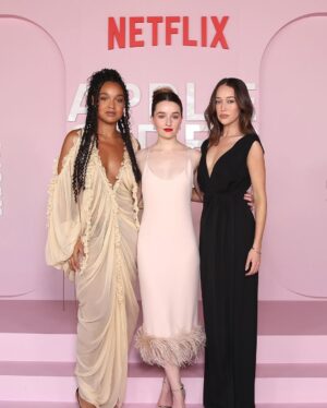 Kaitlyn Dever Instagram - Apple cider vinegar @netflix Feb 6th