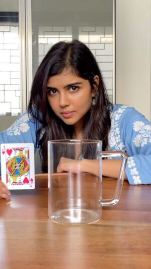 Kalyani Priyadarshan Instagram - Sincere attempt to try and convince my brother to hire me as the magician for my baby niece’s birthday that’s coming up

Houdini who? It’s Kalyani now.
