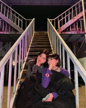 Kang Hye-won Instagram - 채화즈🥰❤️