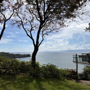 Kang So-ra Instagram - 너무 재밌었던 발리 전통의상 체험

@ayanaresort @podo_travel_marketing