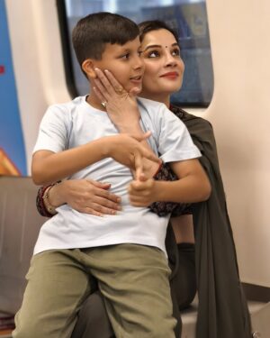 Kanika Maheshwari Instagram - A son may outgrow his mother’s lap, but never her love. ✨

#motherandson #mothersonlove #mothersonbond #love #picofftheday #metro #metrofun #bhyp #fyp #mumbai #motherson #motherandsontime #beauty #motherandsongoals #bondoflove #motherslove #specialbond #momlife #mothercare #photography #kanikamaheshwari
