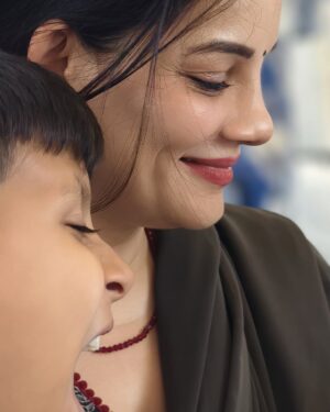 Kanika Maheshwari Instagram - A son may outgrow his mother’s lap, but never her love. ✨

#motherandson #mothersonlove #mothersonbond #love #picofftheday #metro #metrofun #bhyp #fyp #mumbai #motherson #motherandsontime #beauty #motherandsongoals #bondoflove #motherslove #specialbond #momlife #mothercare #photography #kanikamaheshwari