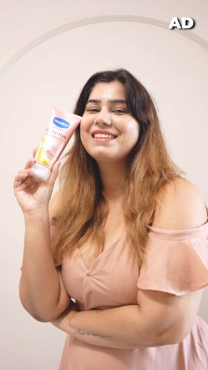 Kanisha Malhotra Instagram - Not gatekeeping my glow anymore ✨
Introducing Vaseline Gluta-Hya Serum in Lotion. It is powered with Glutathione & is 10x more powerful than Vitamin C. 
It is Infused with Niacinamide to enhance your skin’s natural radiance & reduce blemishes. So now, say hello to hydrated, glowing skin from the very first application 💖

#AD #GlowFromFirstUse #VaselineGlutaHya #RadianceUnlocked