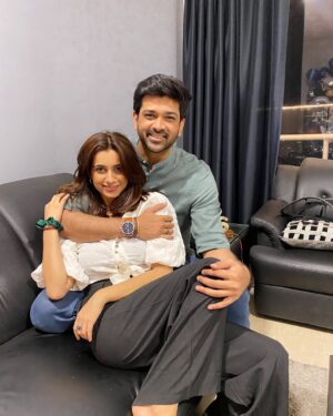 Kanupriya Gupta Instagram - Happppppiest birthday my home ♥️ 3.3.2025

May this year be the biggest bestest one ever !!! May you have a million reasons to smile… thank you for spreading so much joy around everyone ! You truly are a gift to many 💕

To a year full of growth, health, peace, and love

Happy birthday Rohu ♥️