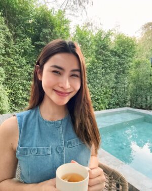 Kaothip Tidadin Instagram - Good morning  ทักทายส่งกำลังใจให้ ทุกคนช่วงสายๆนะคะ 🤍
#haveagoodday 

#ข้าวทิพย์ธิดาดิน 
#ข้าวทิพย์ธิดาดิน