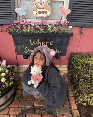 Karen Otomo Instagram - おはよう☀
大好きな祝日には、

すきすきすきすきなものの、
写真たち。

いつかのディズニーは、
にゃんにゃんにゃんの日にアップしようと思ってたのに過ぎてたーあちゃ🤦🏻‍♀️

私はベルリオーズ、
妹はトゥルーズ。

ちょっとした推し活も添えて。

さて、今週の予定です！

2月24日(月)
・17:10〜FM GUNMA「flower pot」
・22:00〜Abema「今日、好きになりました。」

2月28日(金)
・「MORE」発売日
・20:00〜フジテレビ「ウワサのお客さま」

3月1日(土)
・8:30〜関西テレビ「土曜はナニする！？」

3月2日（日）
・関西コレクション