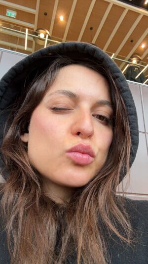Karine St-Michel Instagram - 🫠