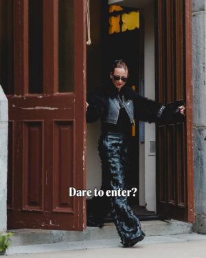 Karine Vanasse Instagram - Knock, knock. 🚪 Who’s there? #TheTraitorsCanada is casting, and our doors are wide open! Click the link in our bio to apply now.

#thetraitors #traitors #castingcall