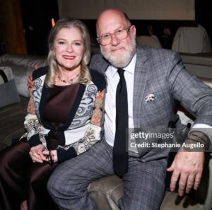 Kate Mulgrew Instagram - About last night - Dope Thief premiere in NYC on the red carpet! @appletv 

I had a blast filming in Philadelphia with this excellent cast & crew. Dope Thief premieres on March 14 on AppleTV 📺

📸 by Stephanie Augello and Cindy Ord