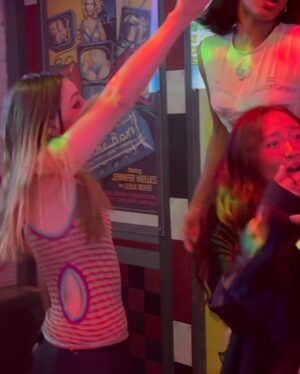 Kathryn Gallagher Instagram - On a rainy Sunday afternoon in February, the cast of Off-Broadway’s #AllNighter could be found in an unlikely location: RPM Underground’s karaoke bar. It was the ultimate ‘it girl meetup,’ where stars #KristineFroseth, #KathrynGallagher, #JuliaLester, #HavanaRoseLiu, and #AlyahChanelleScott dished on the new play by #NatalieMargolin to @samuel.p.maude. “I’d never seen a play capture the experience of being a young woman so brilliantly, messily, and honestly,” Gallagher gushes. “[It examines] the way young women actually speak to each other in this little secret language that you have, and the sort of lexicon you develop as a group of friends.” Read more at the link in bio.

Photos: Valerie Terranova @valnovaphotography