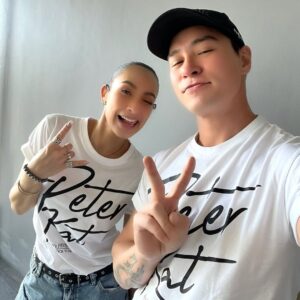 Katreeya English Instagram - สวัสดีชาวสงขลา 😁 คืนนี้เจอกันที่งาน “คลองแงะไบค์วีค ครั้งที่ 2” นะจ๊ะ 😎🤘 #PeterKat #90FeverTour #RockNDance #ปีเตอร์แคท #หาดใหญ่ #สงขลา