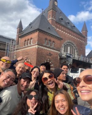 Katreeya English Instagram - โบรกเกอร์หนุ่ย!!!
ถ้าจะให้จบต้องขอโทษทุกคนเป็นทางการ  คุยกับเราเจ้าภาพที่ยุโรปก็เสียหาย คุยกับคนอื่นก็ทำให้กลุ่มศิลปินเราเสียหาย ให้เวลาเจ็ดวัน!!! รบกวนประสานทางพี่เอแล้วเข้ามาเคลียร์ใจกันดีกว่า อย่าให้เรื่องมันไปไกลกว่านี้!!! #idkatter #idkatterontour #idkatterontoureurope #ชาวนาตามหาเจ้าทุยoknaka